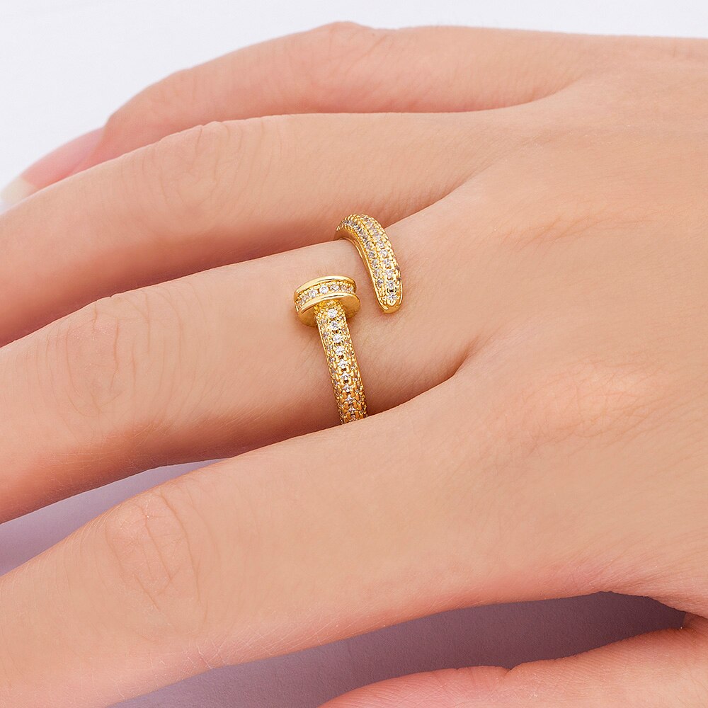 Pavé Heart Embrace Adjustable Gold Ring