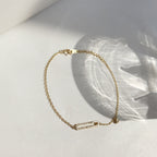 Minimal Chain Bracelet with Geometric Accent Detail