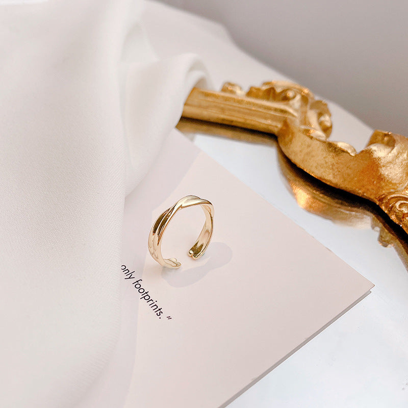 Minimal Twist Adjustable Ring