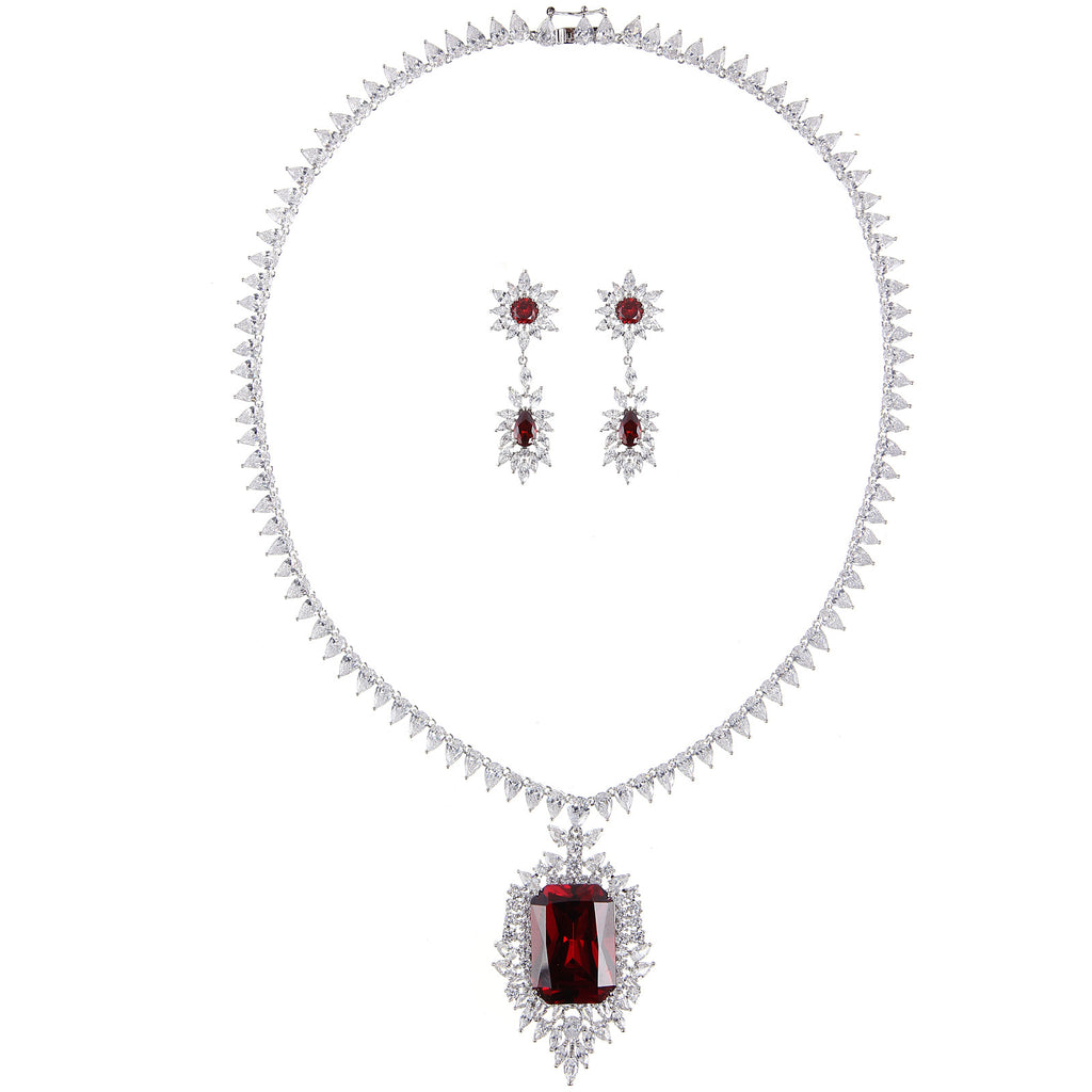Luxury Crystal Jewelry Set with Radiant Gemstone Centerpiece