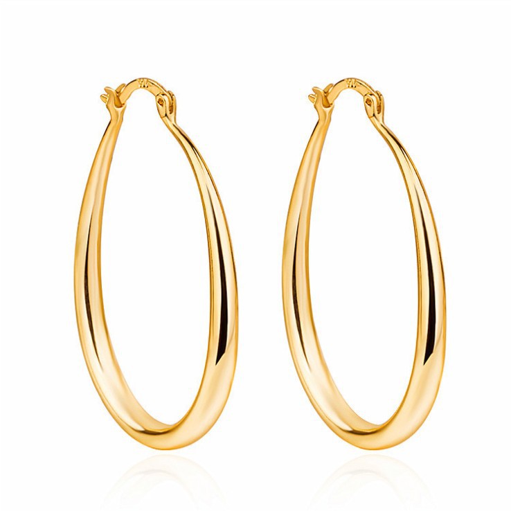 Classic Polished Hoop Earrings with Sleek Tapered Design