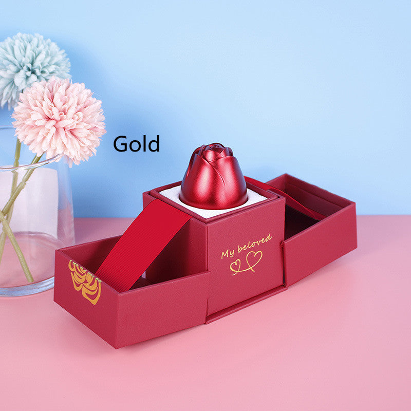 Gold Crystal Heart Cluster Necklace – Elegant Multi-Heart Pendant Chain