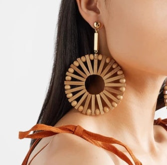 Statement Fan Drop Earrings with Artistic Design
