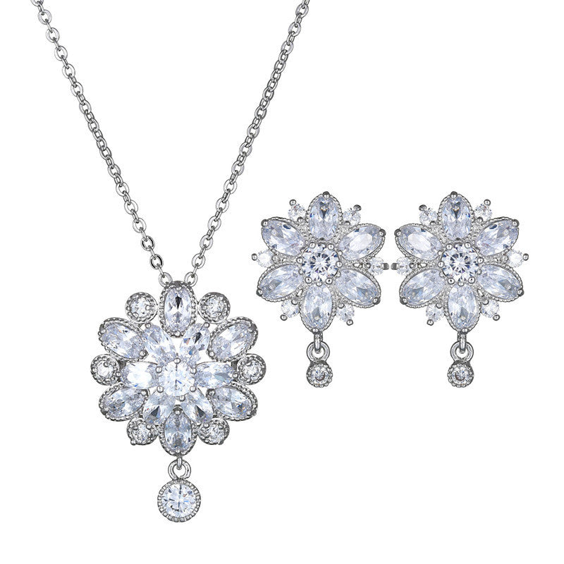 Elegant White Zircon Flower Jewelry Set