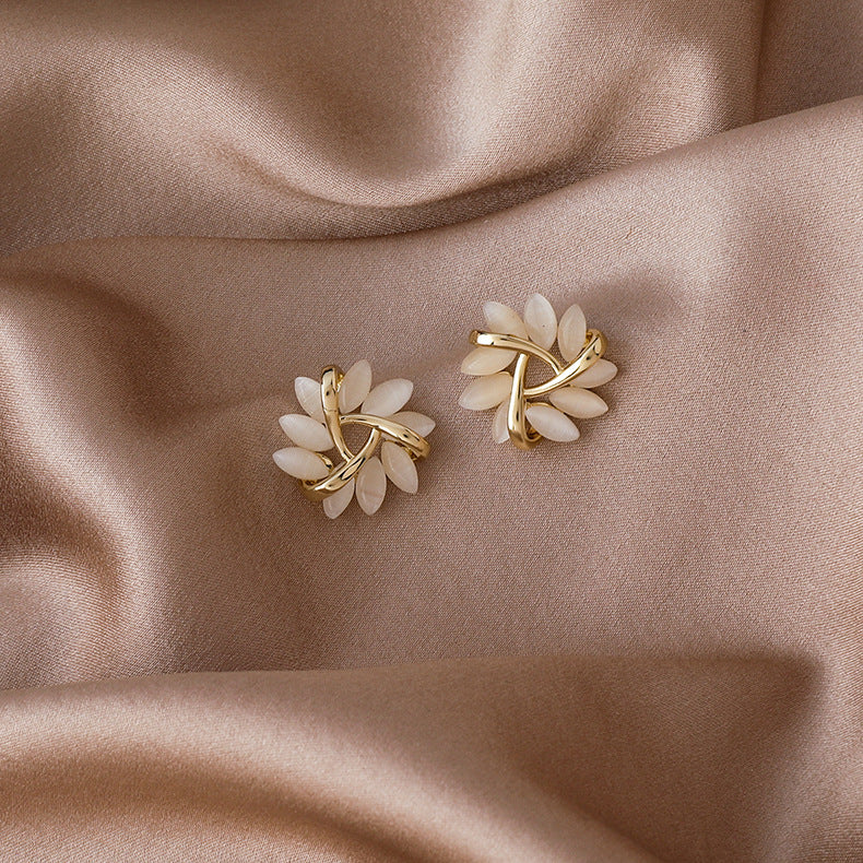 Krystal Crafts Handcrafted Floral Pearl Swirl Stud Earrings