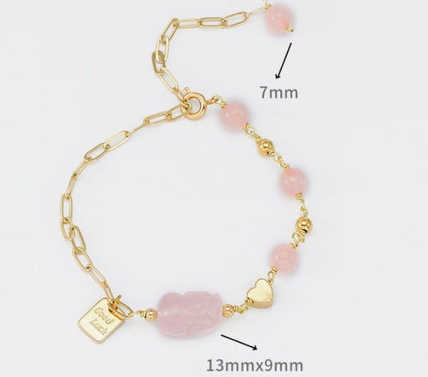 Asymmetrical Chain Bracelet with Natural Stone and Heart Detail