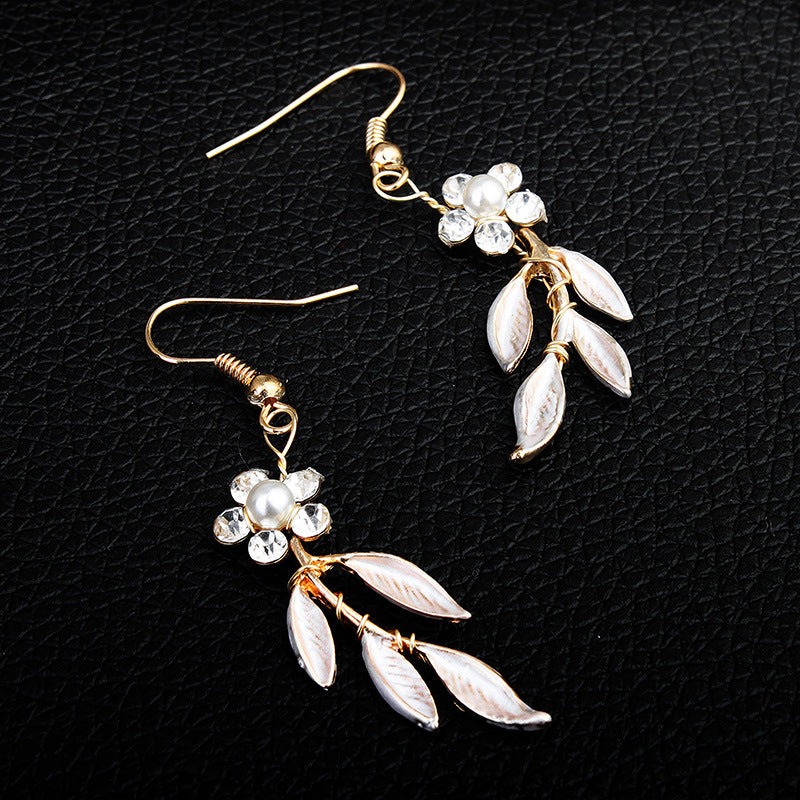 Elegant Pearl Leaf Jewelry Set