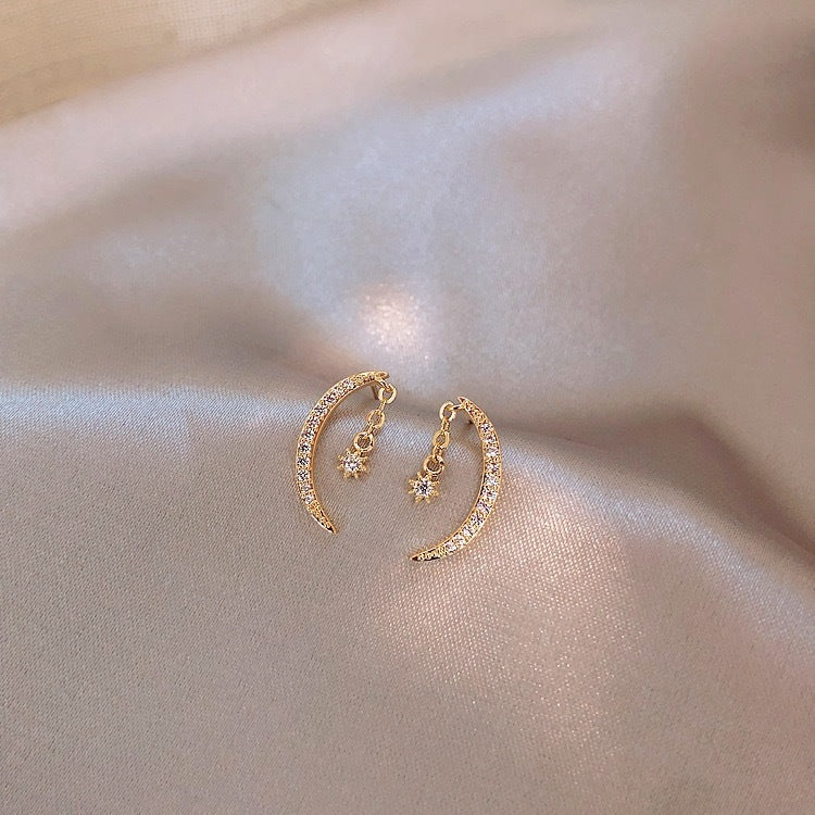 Elegant Crescent Moon & Star Drop Earrings