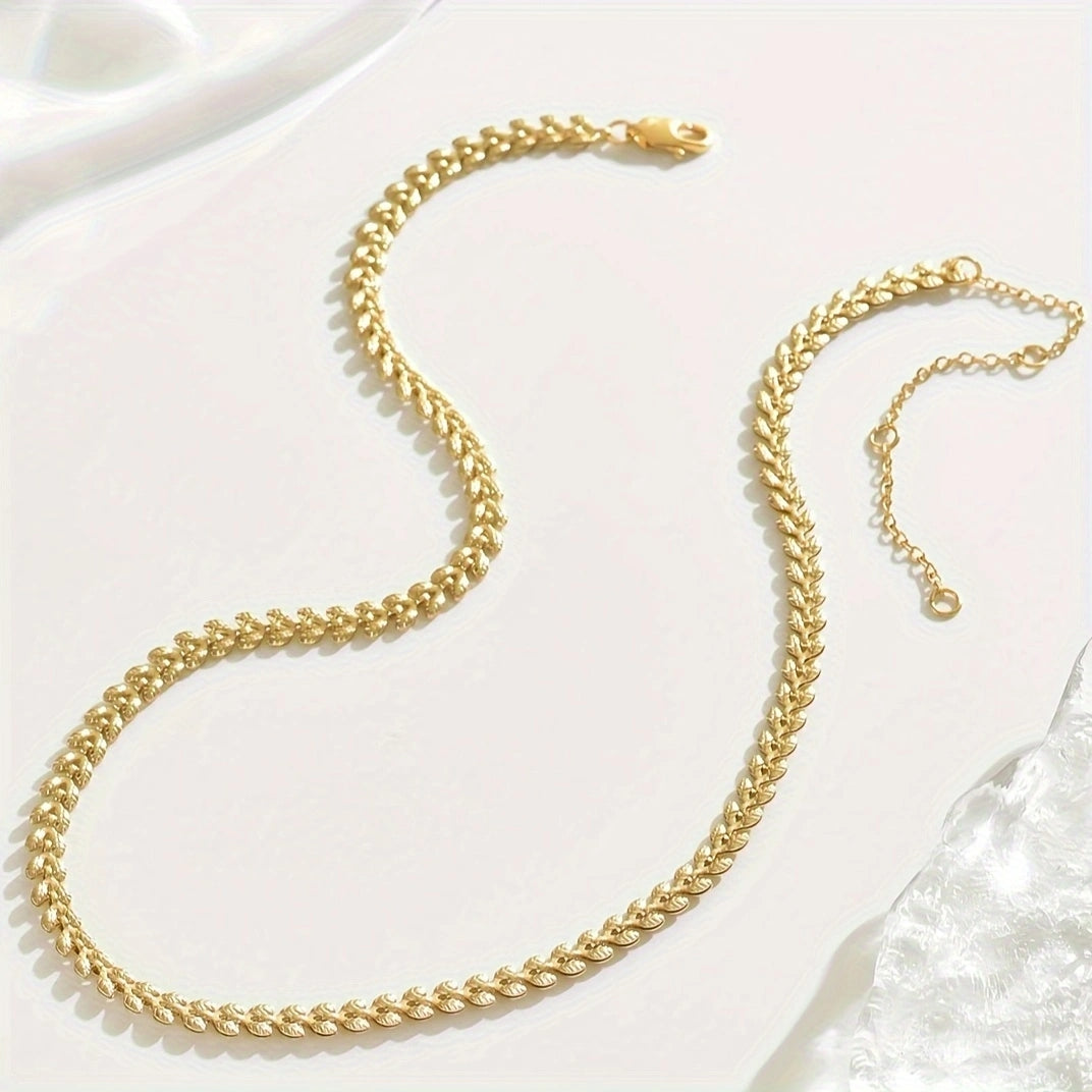 Classic Gold Chain Necklace with Refined Link Design