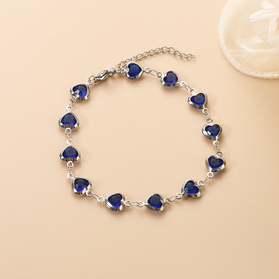 Heart-Accent Chain Bracelet with Elegant Linked Design