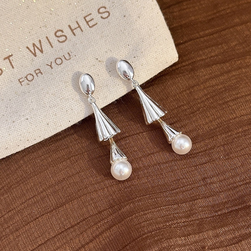 Long Wind Chime Pearl Drop