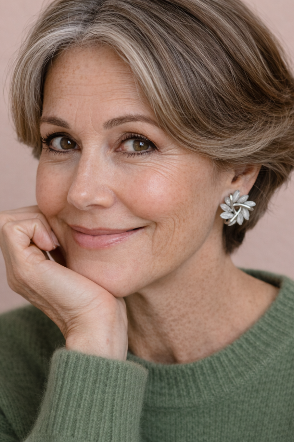 Krystal Crafts Handcrafted Floral Pearl Swirl Stud Earrings