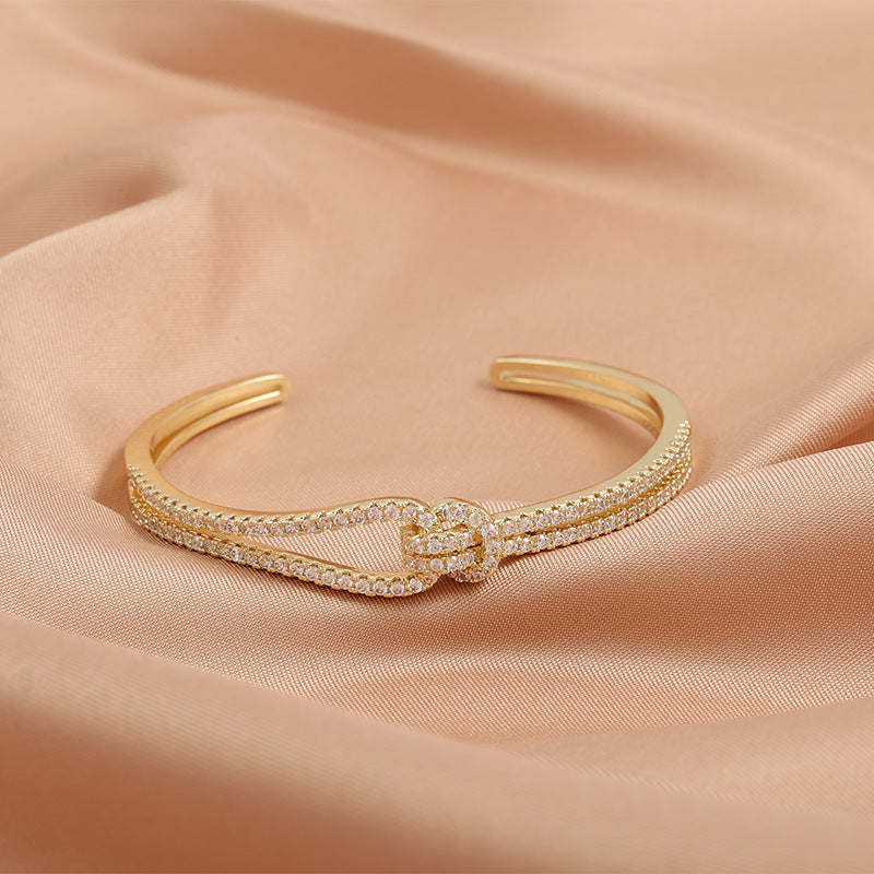 Coordinated Bracelet and Ring Set with Elegant Linked Design