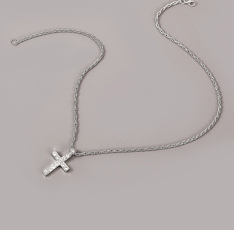 Crystal Cross Pendant Necklace – Elegant Faith-Inspired Chain