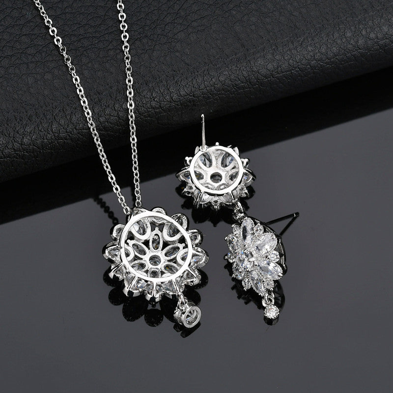Elegant White Zircon Flower Jewelry Set