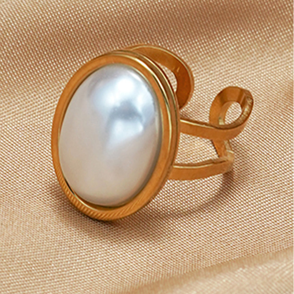 Oval Pearl Pendant Necklace & Matching Statement Ring