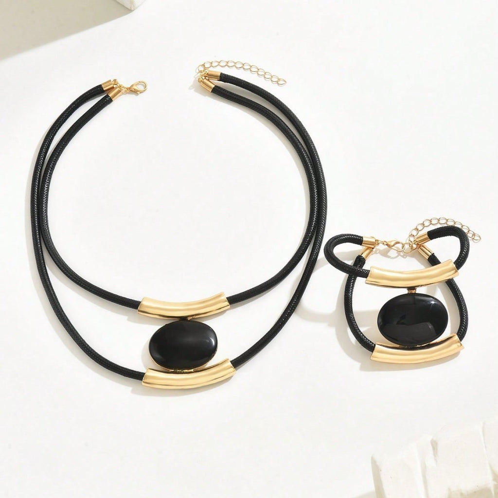 Modern Collar jewelry Set with Sculptural Accents
