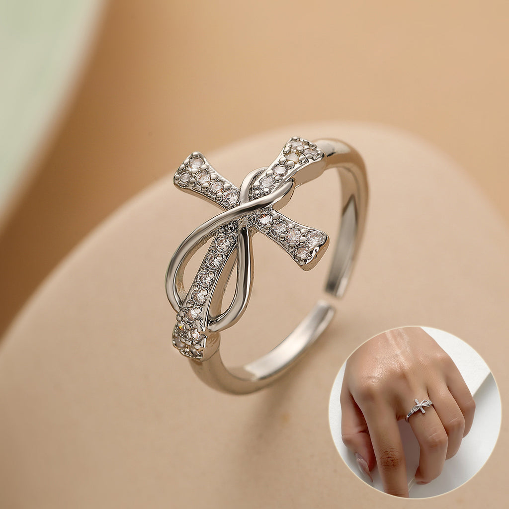 Crystal Bow Ring – Elegant Ribbon-Inspired Adjustable Band