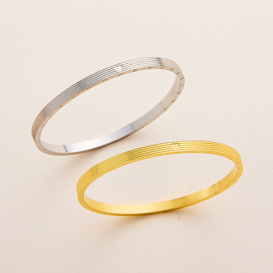 Slim Textured Bangle Bracelet with Minimal Line Detail