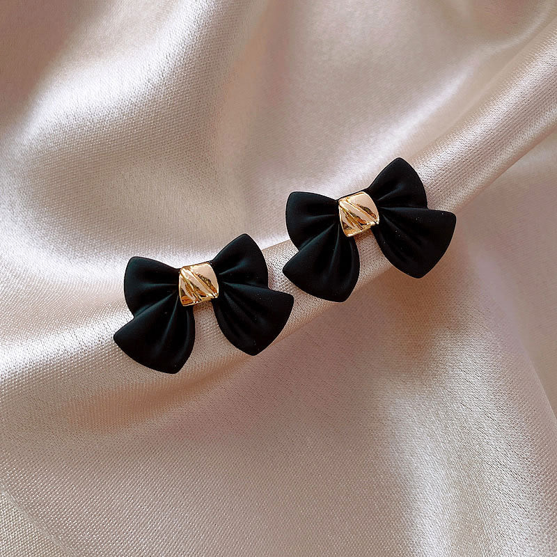 Sweet Bow Pearl Drop Earrings