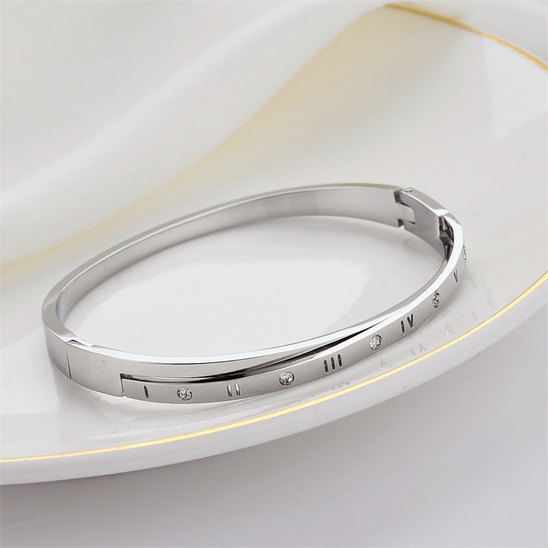 Engraved Slim Bangle Bracelet with Modern Minimal Detail